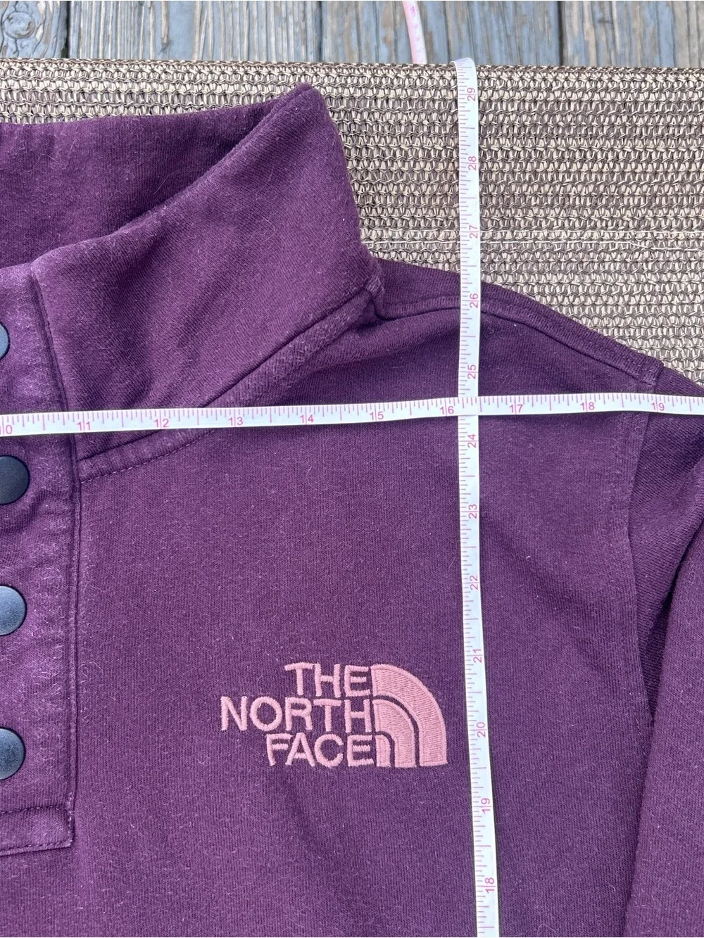 The North Face Men’s Large Burgundy Maroon 4-Snap Pullover Fleece Sweatshirt